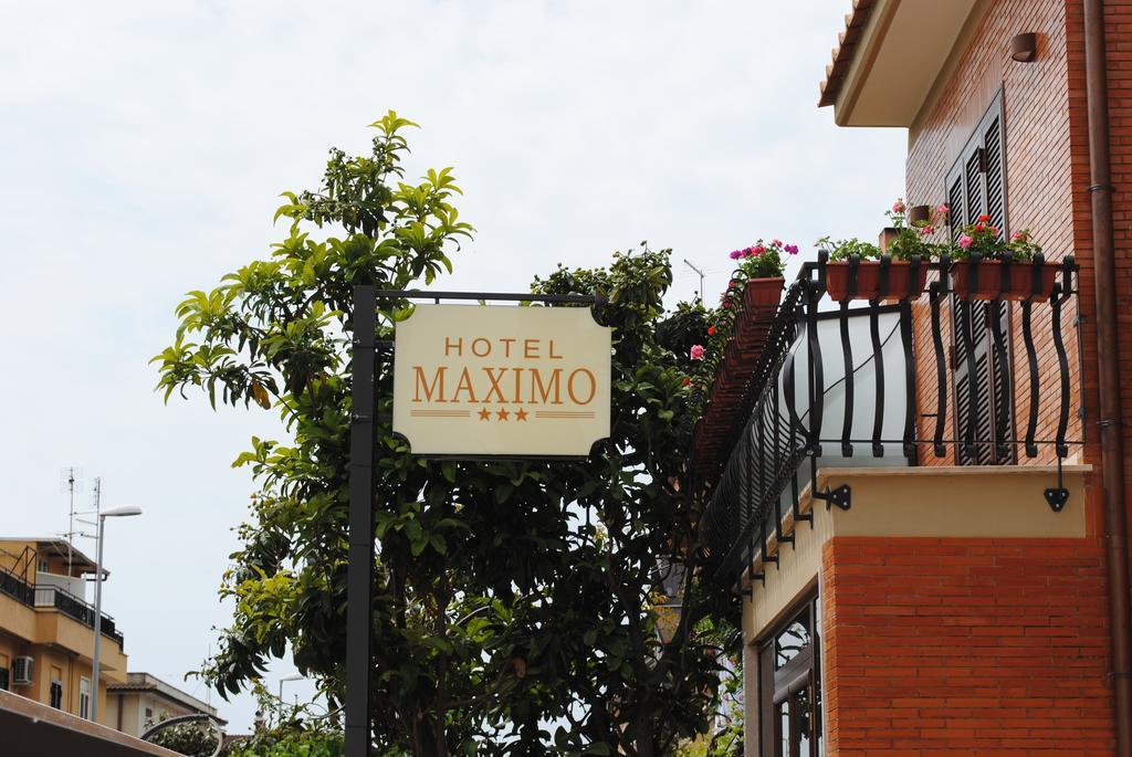 Hotel Maximo Roma Exterior foto